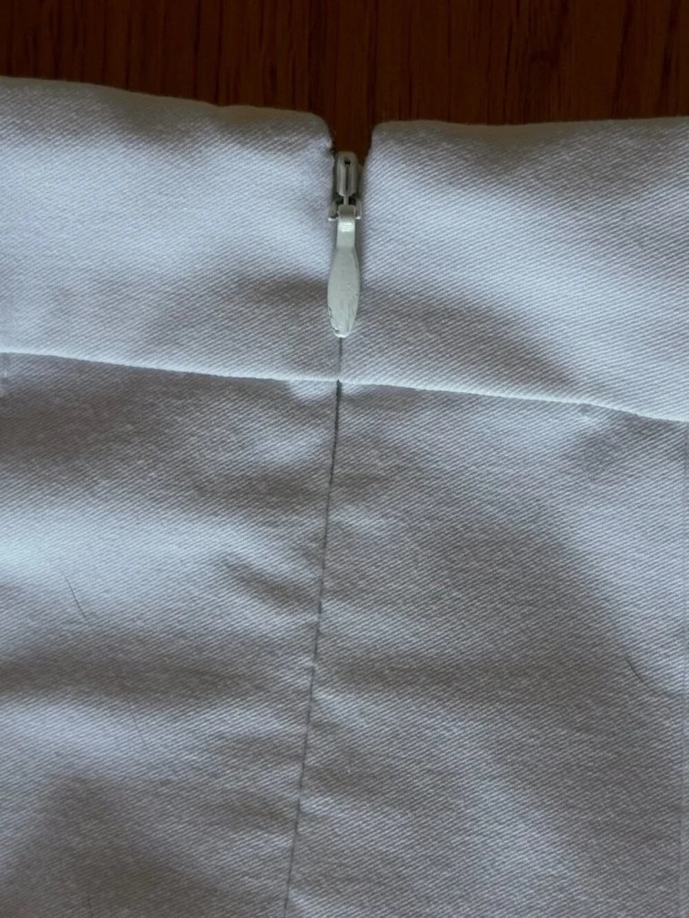 Adorable Aritzia Sunday Best pleated skirt!  Worn once, 2